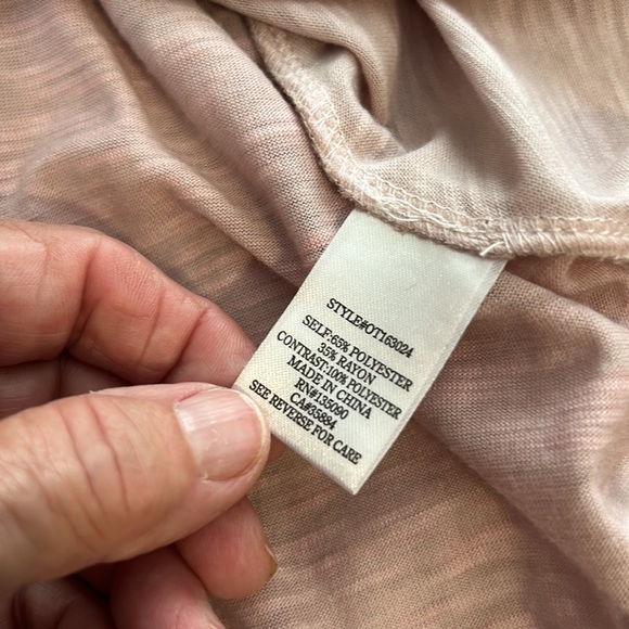 Others Follow Top / NWT - Picture 9 of 9